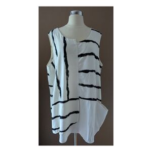 NWT Striped Asymmetrical Women's Tunic